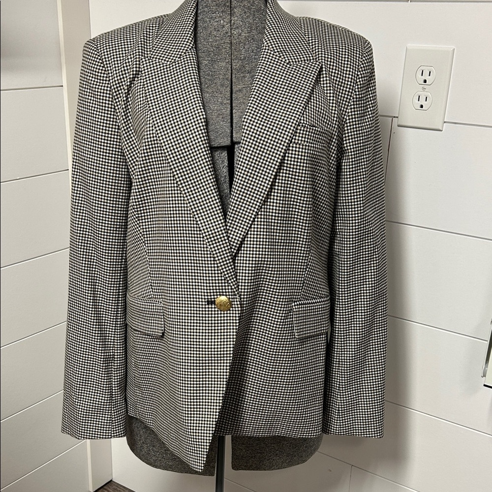 Riley & Rae Classic Black and White Blazer